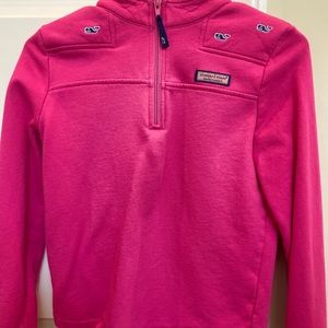 Girl vineyard vines half zip